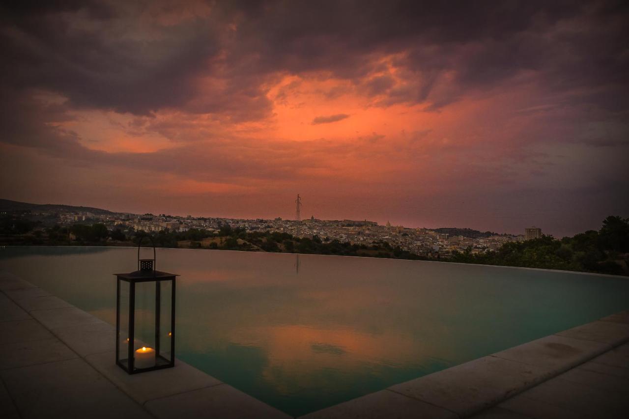 Baglio Genovesi Bed & Breakfast Noto Ngoại thất bức ảnh